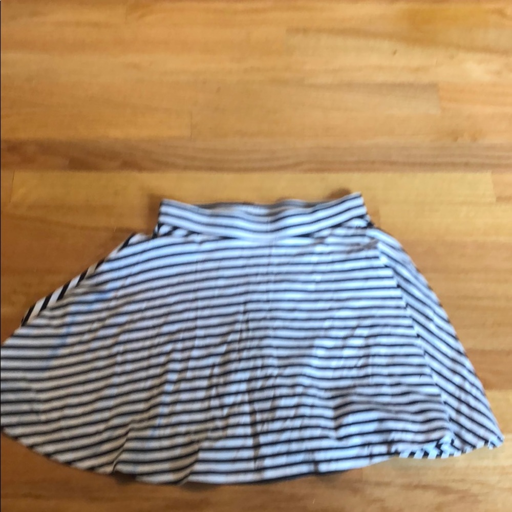 PINK Victoria Secret Skater Skirt. XS